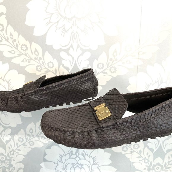 LOUIS VUITTON Python Snakeskin & Leather Driving Shoe/Loafers - Picture 2 of 4